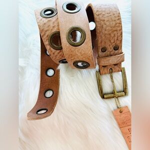 🇨🇦 Brave Leather Collection-  LEYSA Bone - Antique Gold